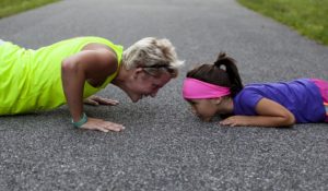 Sportende moeders met de nek aangekeken